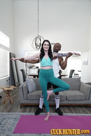 Yoga MILF Aria Khaide Wants Cuckold Creampie - Photo 284