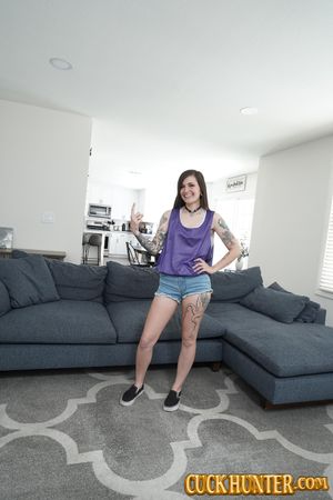 Petite Girlfriend Luna Lovely Takes Big Dick Cuckold Creampie - Photo 329