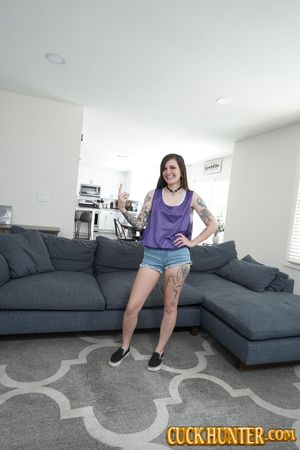 Petite Girlfriend Luna Lovely Takes Big Dick Cuckold Creampie - Photo 330
