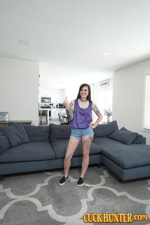 Petite Girlfriend Luna Lovely Takes Big Dick Cuckold Creampie - Photo 335