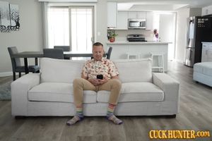 Hot Bodyguard Agatha Delicious Gets Big Dick Cuckold - Photo 577