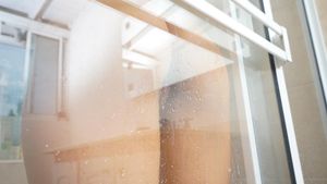 Colombian Teen Home Masturbation Video In The Shower - Photo 136