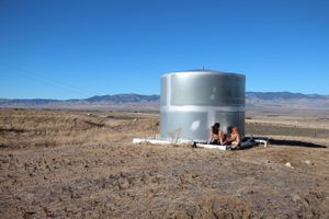 Hot teens have pussy licking fun in the desert - Photo 568