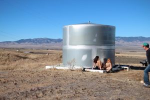 Hot teens have pussy licking fun in the desert - Photo 569