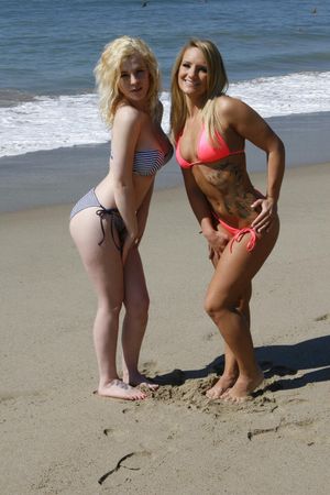 Blonde Teen Friends Unwind After The Beach - Photo 168