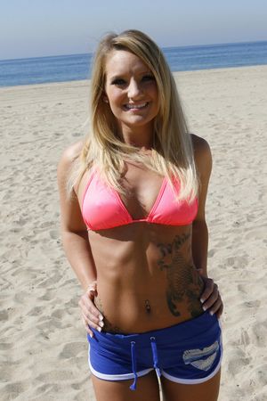 Blonde Teen Friends Unwind After The Beach - Photo 43