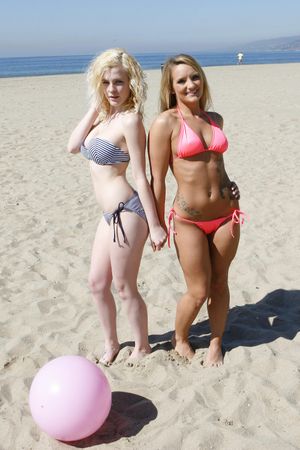 Blonde Teen Friends Unwind After The Beach - Photo 60