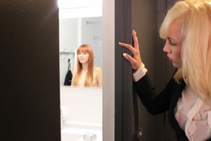 Businesswoman Goes Straight To Lesbian Sex - Photo 500