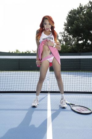 Asian stepsisters Katelyn Kei and Kimberly Chi take a tennis break - Photo 131