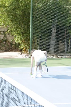 Asian stepsisters Katelyn Kei and Kimberly Chi take a tennis break - Photo 18