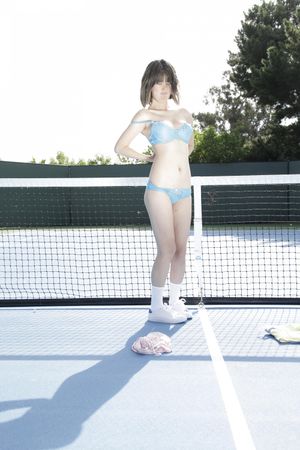 Asian stepsisters Katelyn Kei and Kimberly Chi take a tennis break - Photo 293