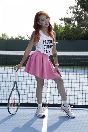 Asian stepsisters Katelyn Kei and Kimberly Chi take a tennis break - Photo 83