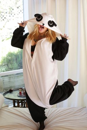 Draven Star wants to taste her curvy tattooed roommate - Photo 312
