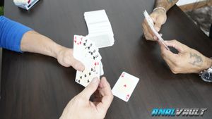 While her husband plays cards, Natzinha seduces his friend and ends up stuffed with cock in both holes - Photo 113