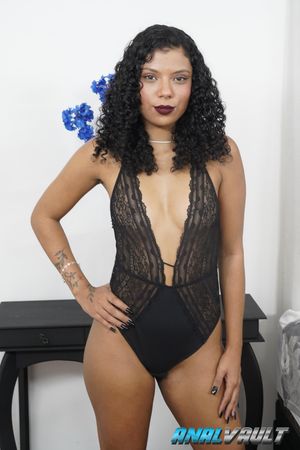 Naty's Wicked Dress Triggers MMF Double Penetration - Photo 7