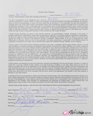 Latina lesbians Agatha Mama and Lidi Ferrari pleasure each other intensely with anal toys - Photo 5