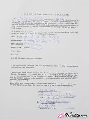 Latina lesbians Andressa Mancini and Natzinha Morena fuck wildly with anal toys - Photo 6