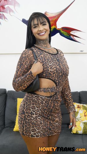 Curvy Latina Rides Trans Beauty in Steamy Couch Session - Photo 149