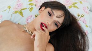 Trans Bianca Mors Cums While Her Lover Gives Her Anal - Photo 432