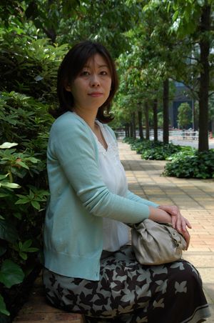 Japanese cougar bares it all to have her pussy drilled - Photo 16