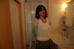 Japanese cougar bares it all to have her pussy drilled - Photo 165