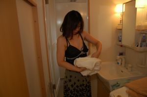 Japanese cougar bares it all to have her pussy drilled - Photo 175