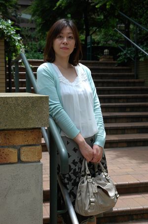 Japanese cougar bares it all to have her pussy drilled - Photo 20