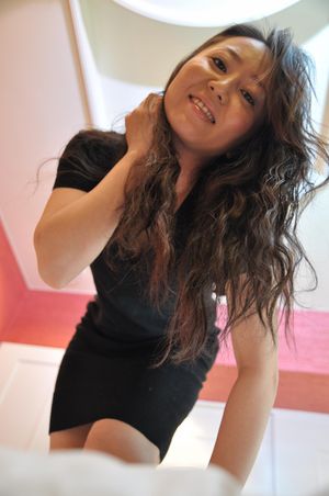 Japanese MILF gets her hairy pussy filled with cum - Photo 78
