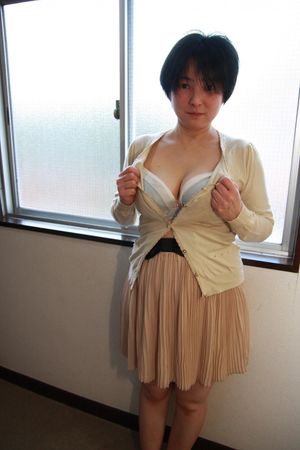 Japanese MILF enjoys creampie pleasures - Photo 110