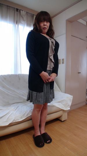 Amateur Japanese cougar enjoying a big creampie - Photo 20
