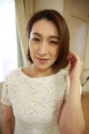 Japanese cougar so sexy she gets two creampies - Photo 25