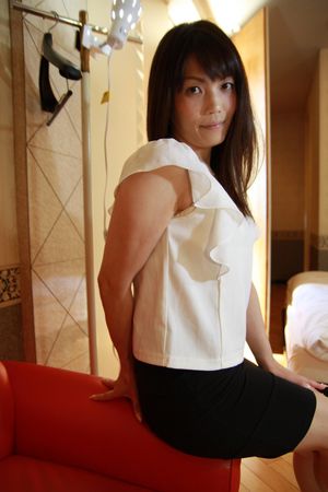 Professional Japanese cougar knows her way around a hard cock - Photo 42