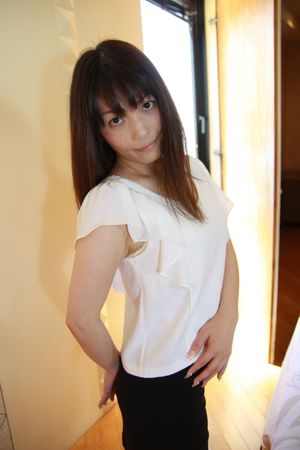 Professional Japanese cougar knows her way around a hard cock - Photo 46