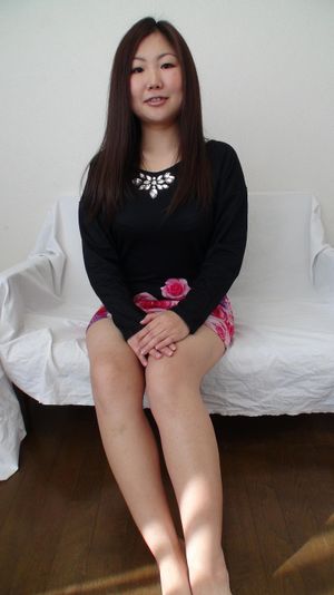 Dolled up MILF rides cock until creampie - Photo 3