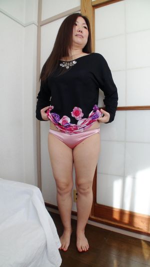 Dolled up MILF rides cock until creampie - Photo 35