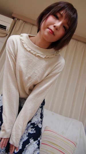 Short hair Japanese MILF and her tight pussy - Photo 86