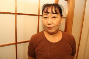 Plump Japanese granny shows you how she likes it - Photo 11