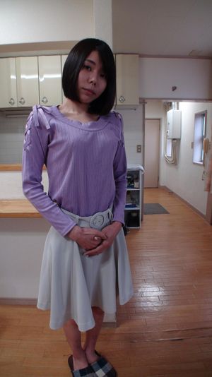 Skinny Japanese MILF looking for some cock - Photo 15