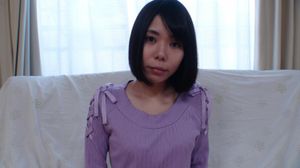 Skinny Japanese MILF looking for some cock - Photo 2