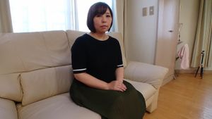 Chubby Japanese Cougar Wants A Younger Cock - Photo 12