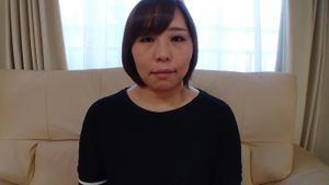 Chubby Japanese Cougar Wants A Younger Cock - Photo 15