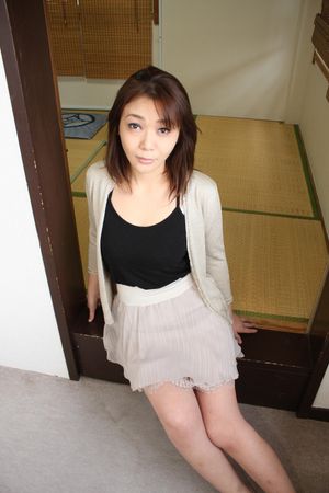 Tight Japanese Cougar Loves Her Toys - Photo 35