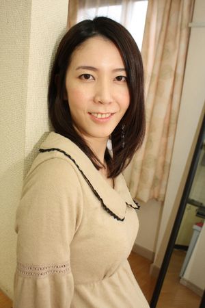 MILF Fingers Her Pussy Before Sex And Creampie - Photo 48
