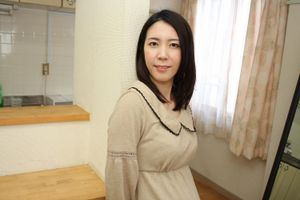 MILF Fingers Her Pussy Before Sex And Creampie - Photo 51