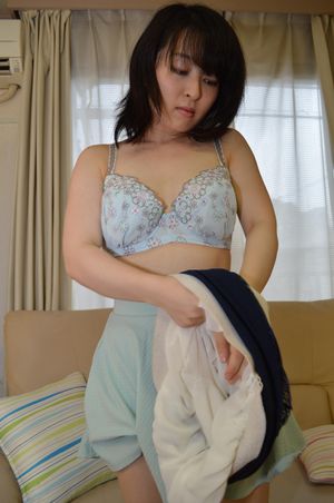 Inexperience Japanese MILF Is Wet For Cock - Photo 46