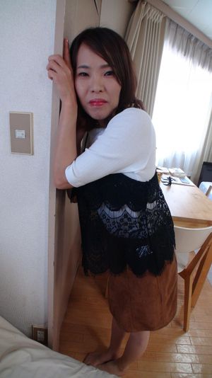 Japanese MILF Returns For More Creampie - Photo 24