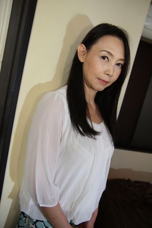 Slender Mature Japanese Babe Rides Dick POV Until Creampie - Photo 58