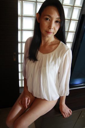 Slender Mature Japanese Babe Rides Dick POV Until Creampie - Photo 82