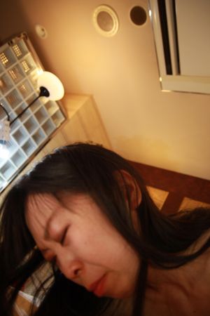 Slender Japanese Cougar Gives Us Her Hairy Pussy - Photo 480