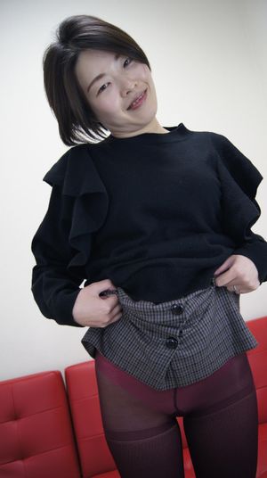 Short Hair Japanese MILF Amateur Gets POV Sex - Photo 39